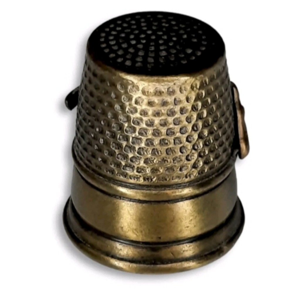 Vintage Lucky number 7 ,Jockey Thimble w case - Picture 3 of 4